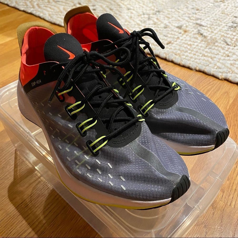 NIKE Women’s EXP-X 14 Sneaker